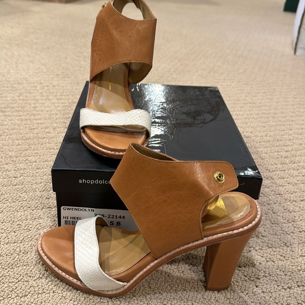 Like new Dolce Vita block heel sandals with snap closure.